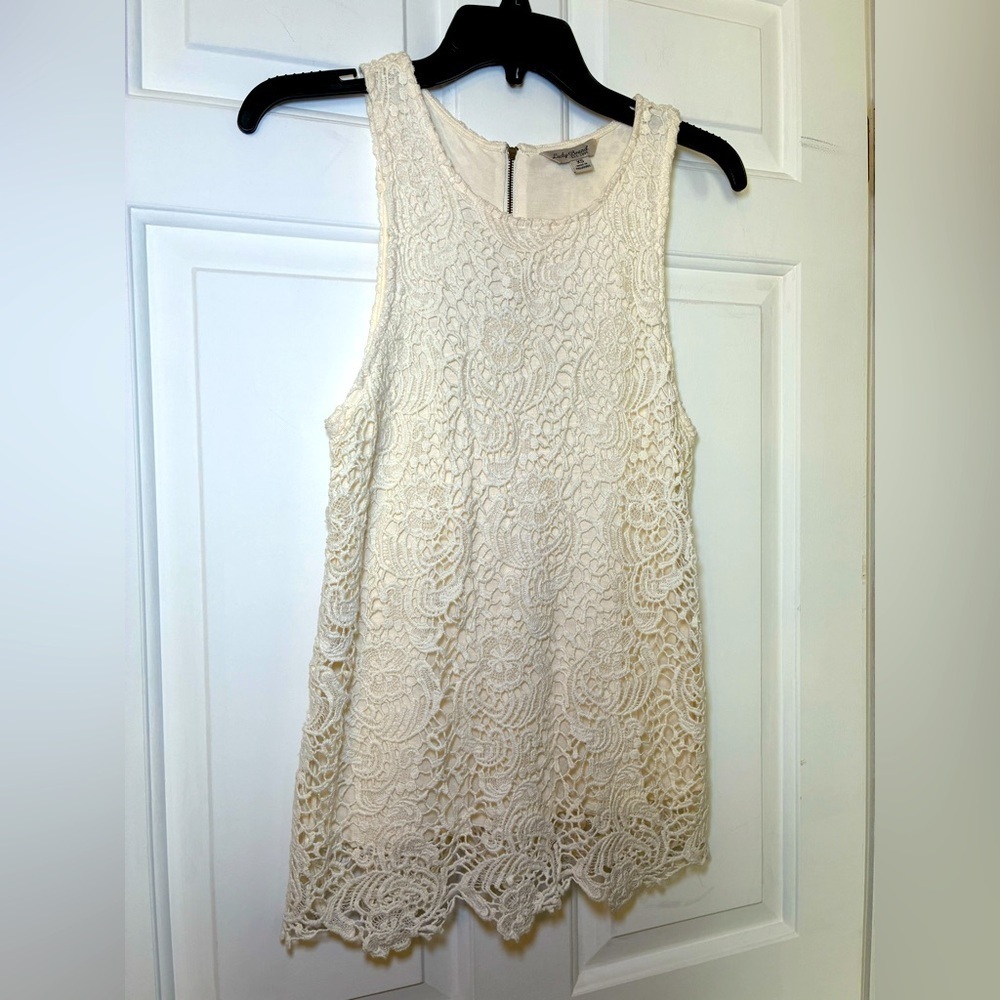 Lucky Brand Woman’s Ivory Lace Knit Tank Top Size XS Scoop Neck Zipper Scalloped